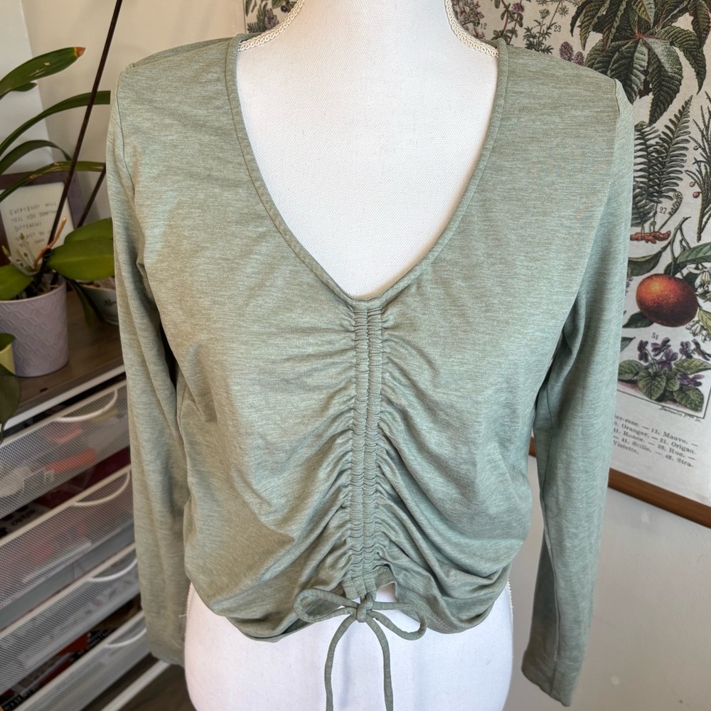 Gap Fit Green Ruched Long Sleeve Top Large